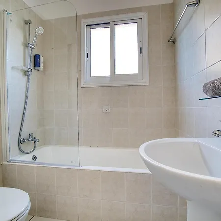 Iris Village Block 12-105 Appartement Paphos
