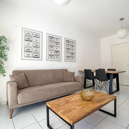 Iris Village Block 12-105 *