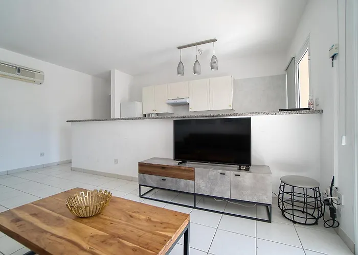 Iris Village Block 12-105 Apartmán